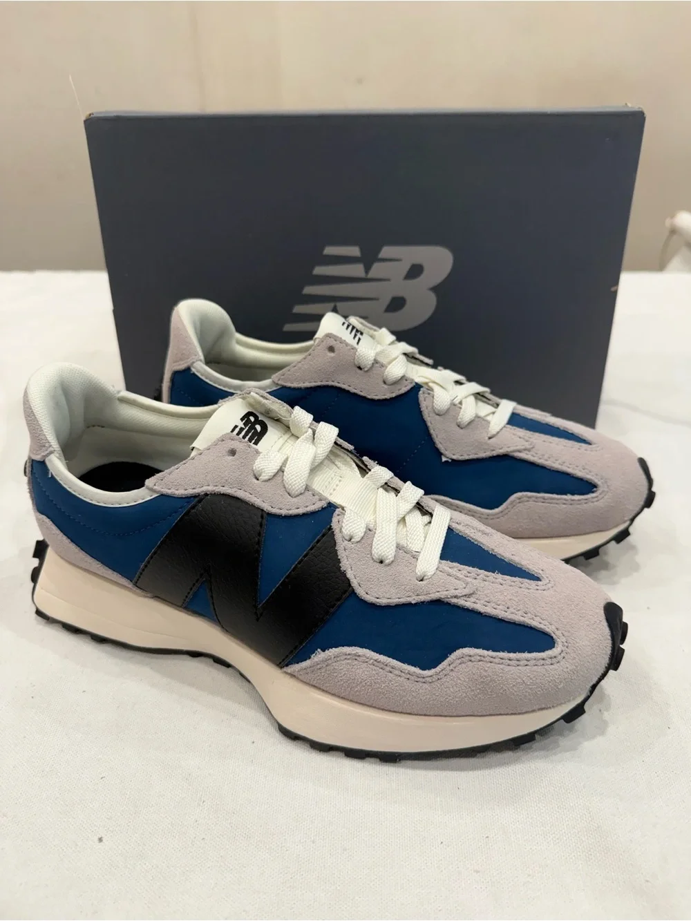 New Balance MS327LU1 Unisex Lifestyle Sneaker Blue/ Gray
